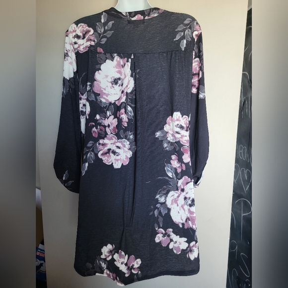 Eclipse Dark Floral Blouse with Pink Accents, Size XL - Picture 2 of 5